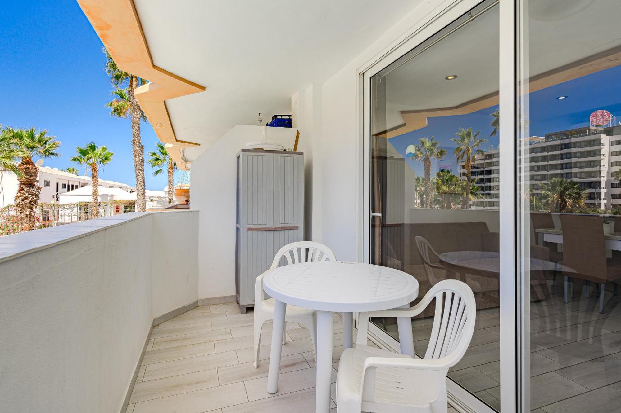 Un Dormitorio En Playa De Las Americas أذيخي المظهر الخارجي الصورة