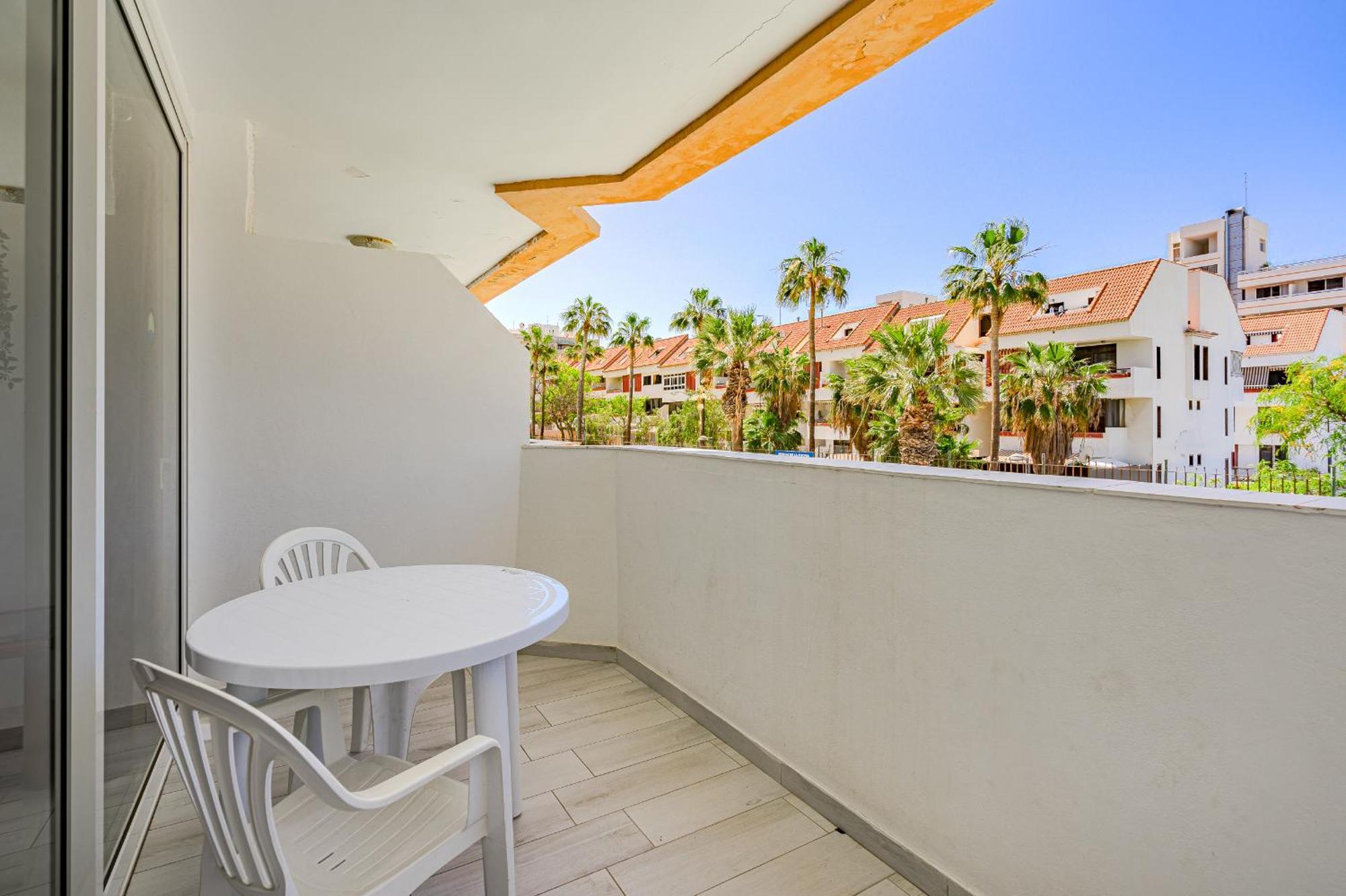 Un Dormitorio En Playa De Las Americas أذيخي المظهر الخارجي الصورة