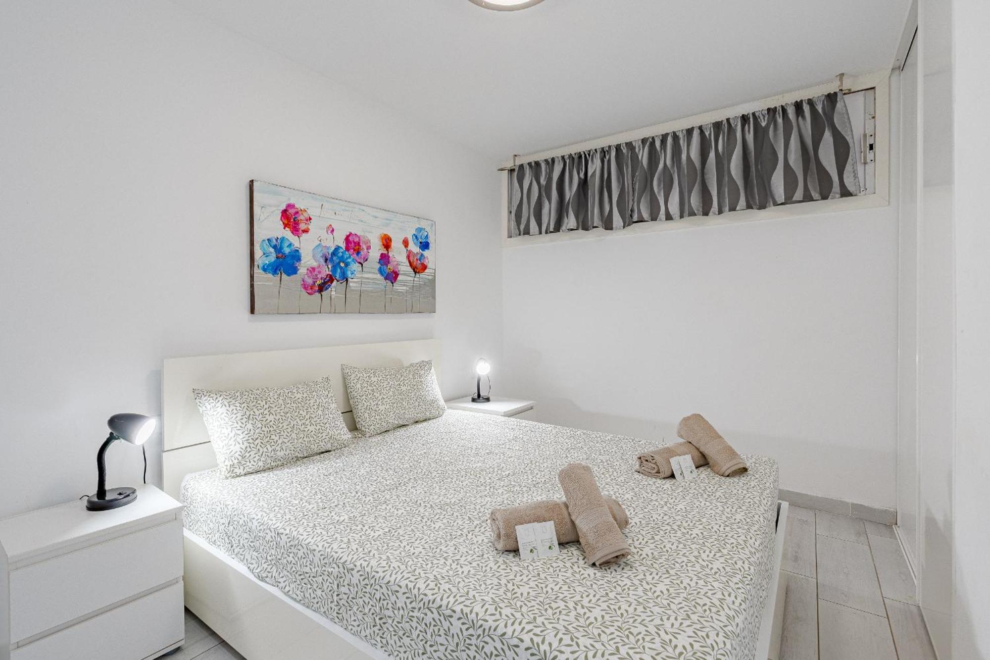 Un Dormitorio En Playa De Las Americas أذيخي المظهر الخارجي الصورة