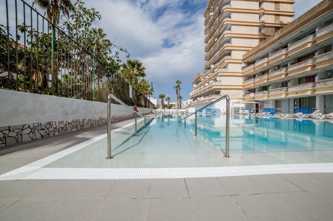 Un Dormitorio En Playa De Las Americas أذيخي المظهر الخارجي الصورة